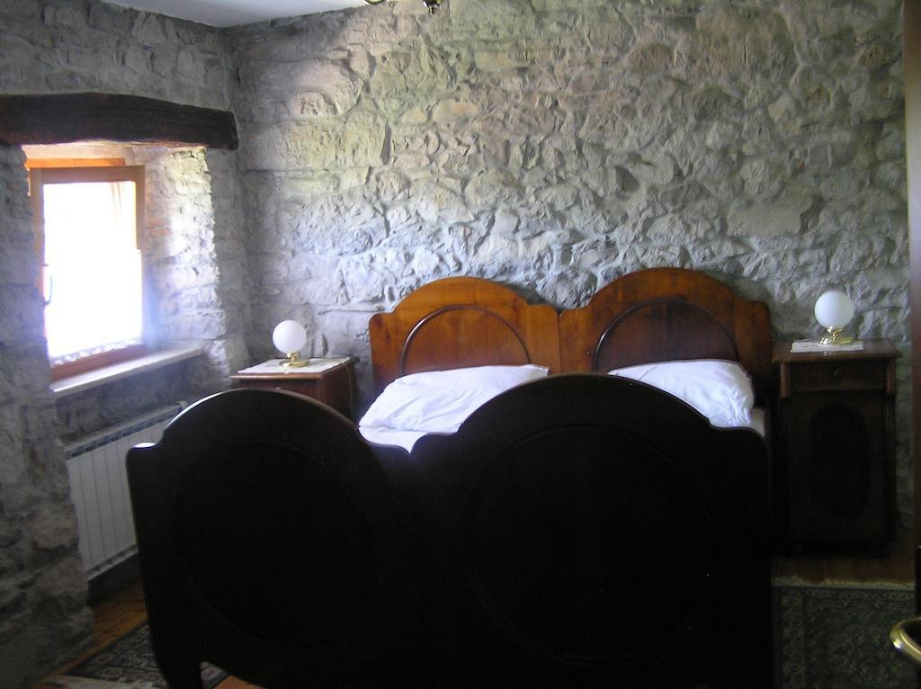 Guesthouse Domacija Sajna Сезана Номер фото